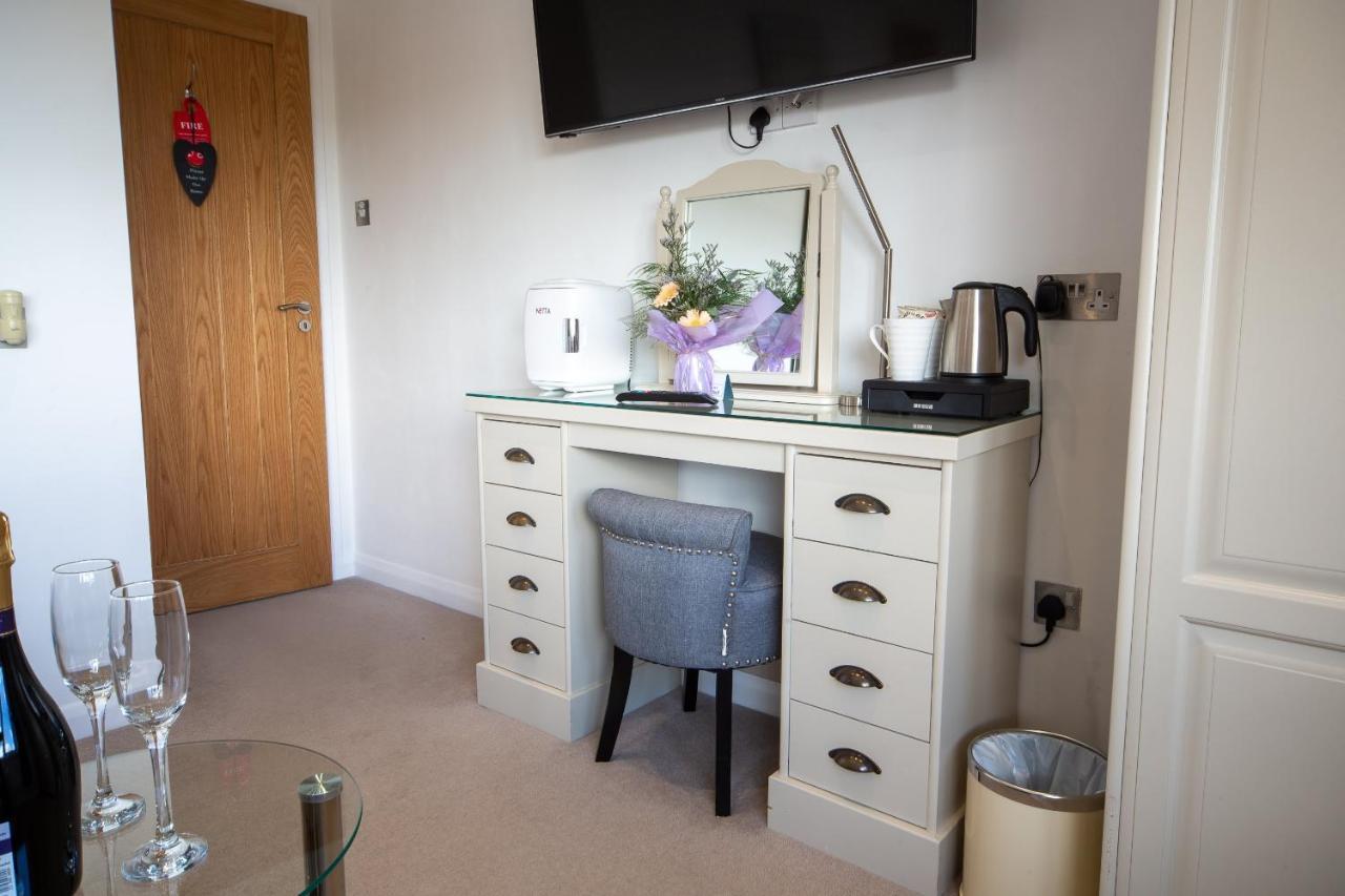 Tor View Bed & Breakfast Padstow Exterior photo
